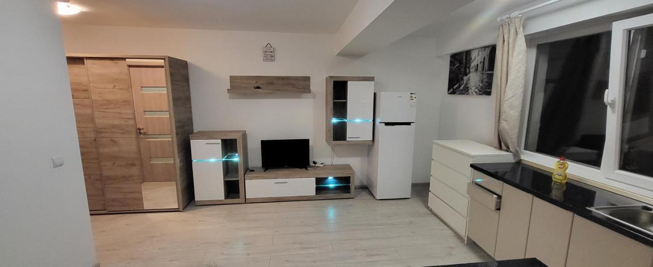 Studio 32 Bulevardul Oltenia Craiova Esterno foto