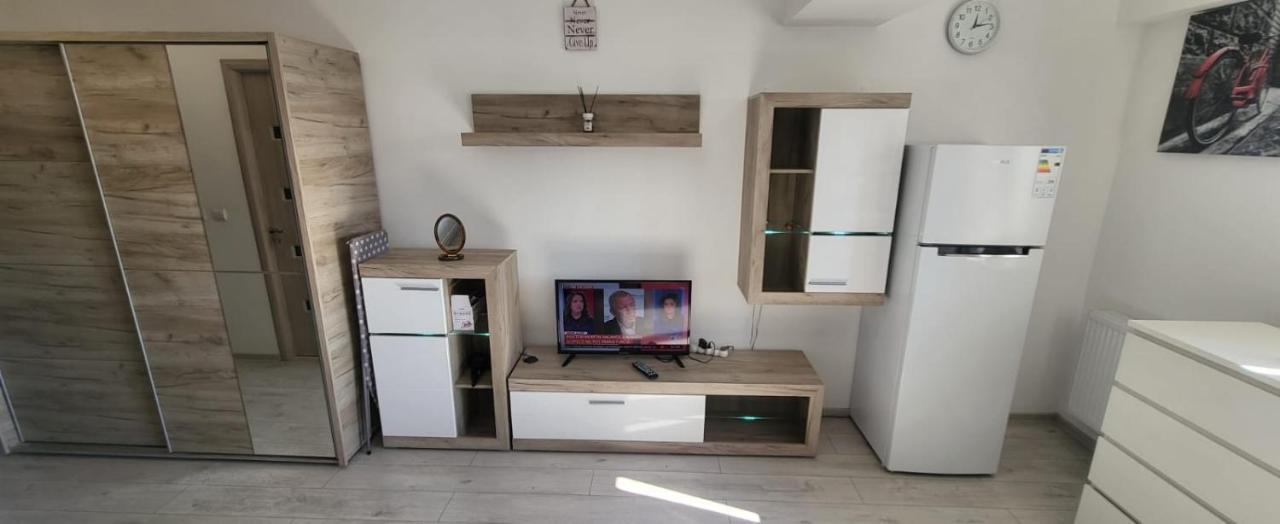 Studio 32 Bulevardul Oltenia Craiova Esterno foto